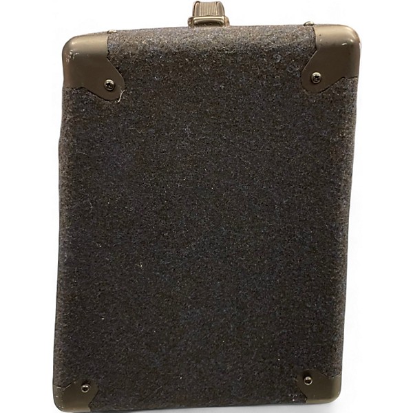 Used Roland KC220 Keyboard Amp