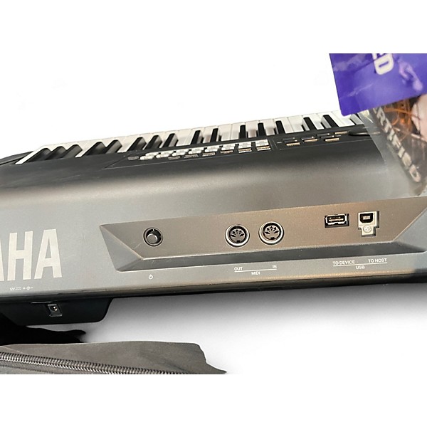 Used Yamaha MX88BK Synthesizer