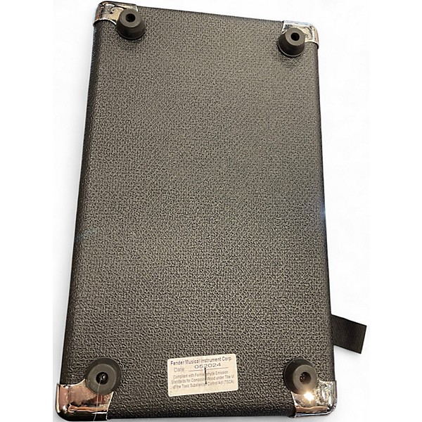 Used Fender Rumble 15 15W 1X8 Bass Combo Amp