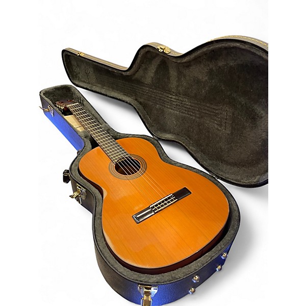 Vintage 1980s Aria AC25 CEDAR Classical Acoustic Guitar