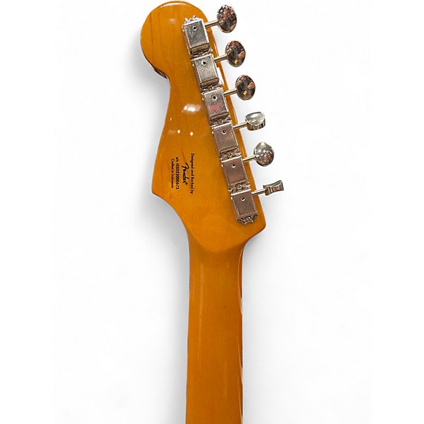 Used 2023 Squier Classic Vibe 1960S Stratocaster Lake Placid Blue Solid Body Electric Guitar