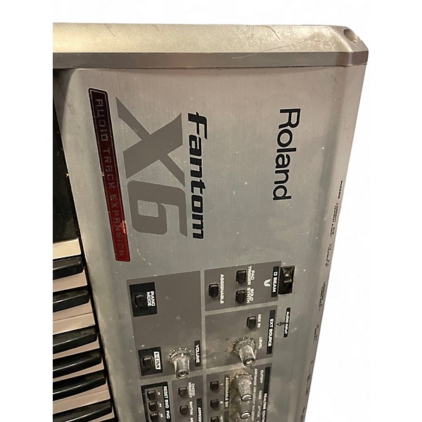 Used Roland Fantom X6 Keyboard Workstation