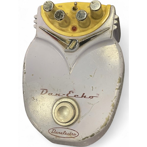 Used Danelectro DE1 Dan-Echo Effect Pedal
