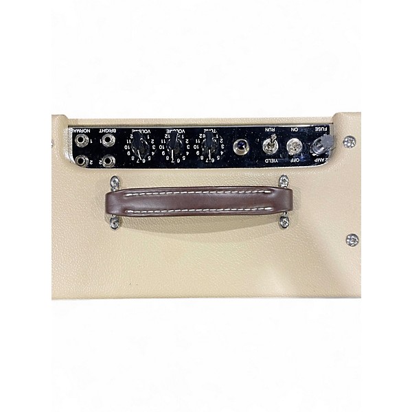 Used Victoria 20112 Tube Guitar Combo Amp