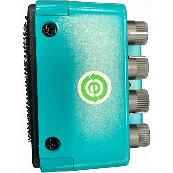 Used Behringer CS400 Compressor Sustainer Effect Pedal