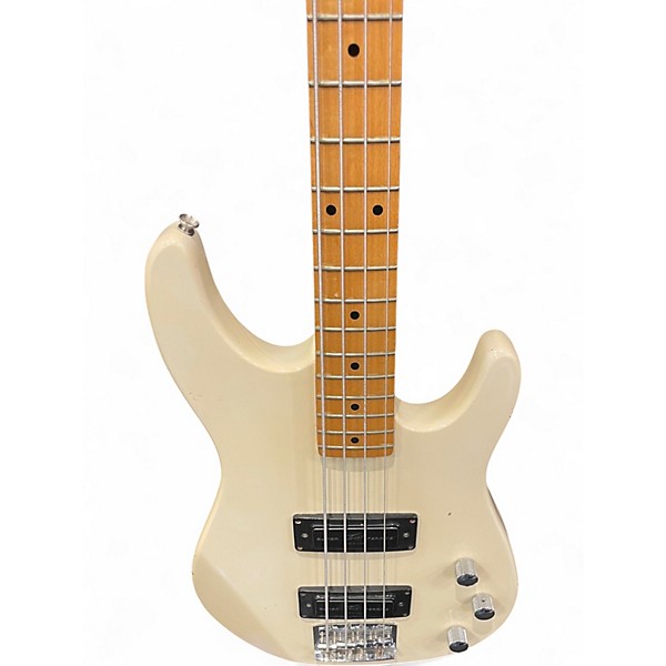 Used Peavey Foundation White Electric Bass Guitar