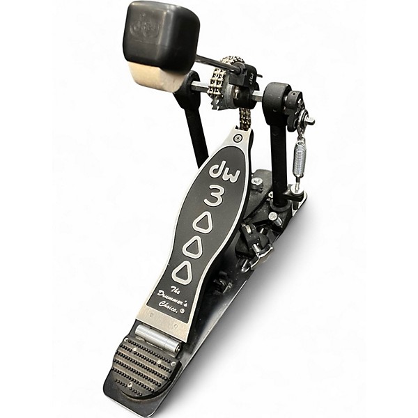 Used DW 3000 Series Single Single Bass Drum Pedal
