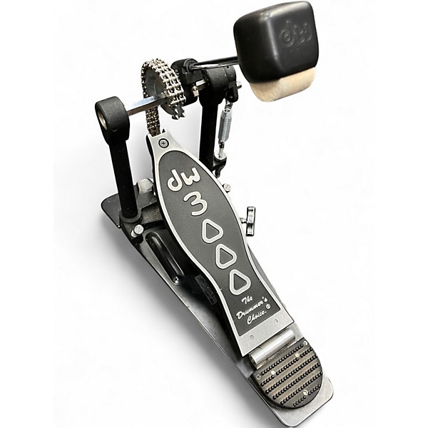 Used DW 3000 Series Single Single Bass Drum Pedal