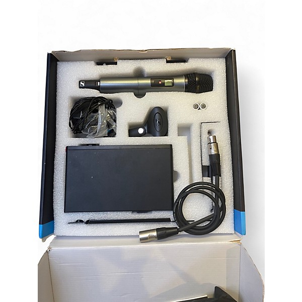 Used Sennheiser XSW 2-835 Handheld Wireless System