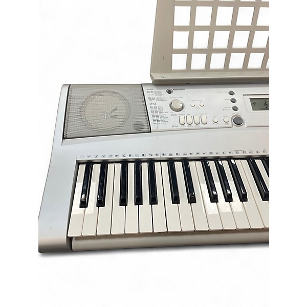 Used Yamaha YPT300 Portable Keyboard