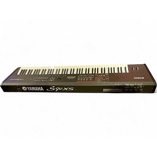 Used Yamaha S90XS 88 Key Synthesizer