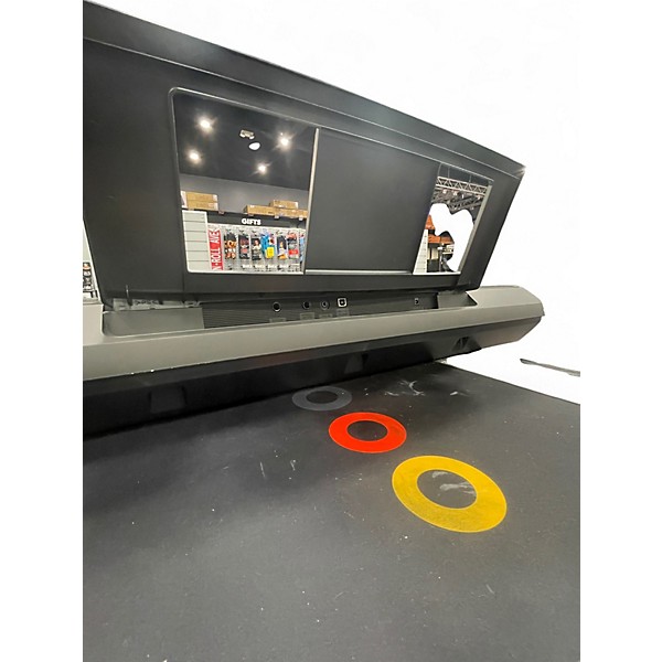 Used Yamaha PSR-E373