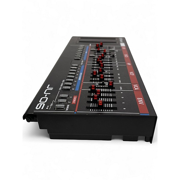 Used Roland ju-06 Synthesizer