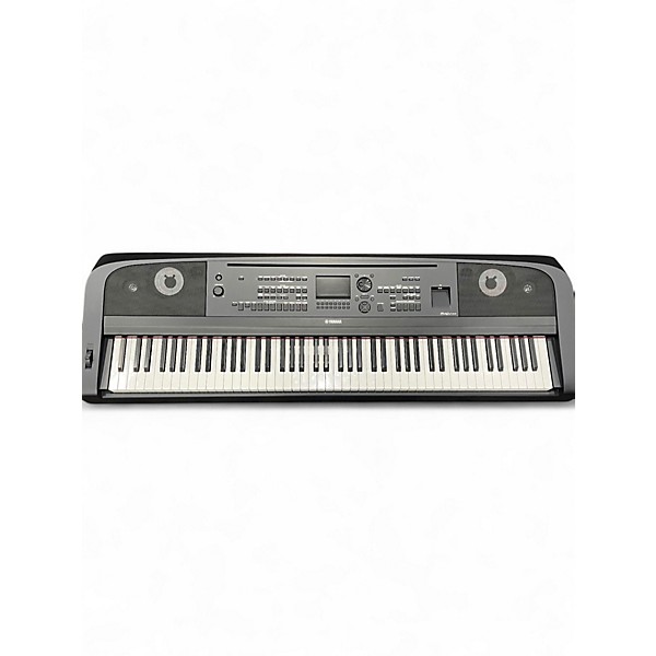 Used Yamaha DGX-670 Digital Piano