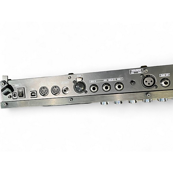 Used Line 6 Pod X3 Live Amp Modeler Effect Processor