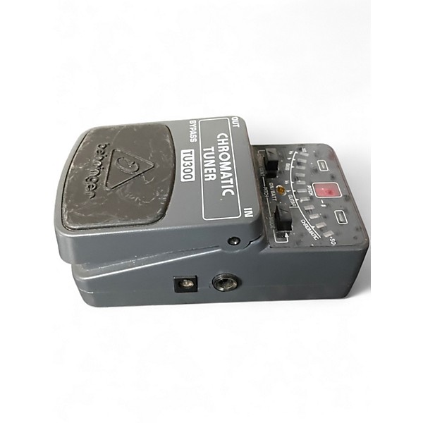 Used Behringer TU300 Chromatic Tuner Pedal