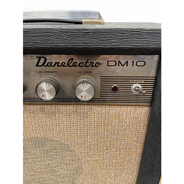 Vintage 1960s Danelectro DM10 TUBE AMP Tube Guitar Combo Amp