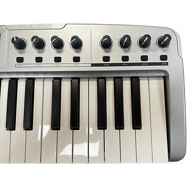 Used M-Audio KEYSTUDIO 25 MIDI Controller