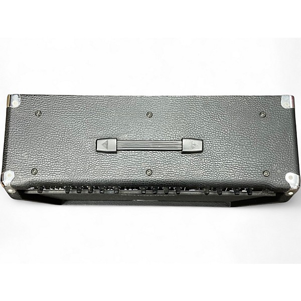 Used Behringer V-Tone GMX212 2X60W Guitar Combo Amp