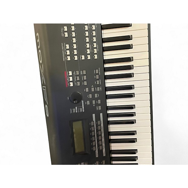 Used Yamaha MOXF8 88 Key Keyboard Workstation