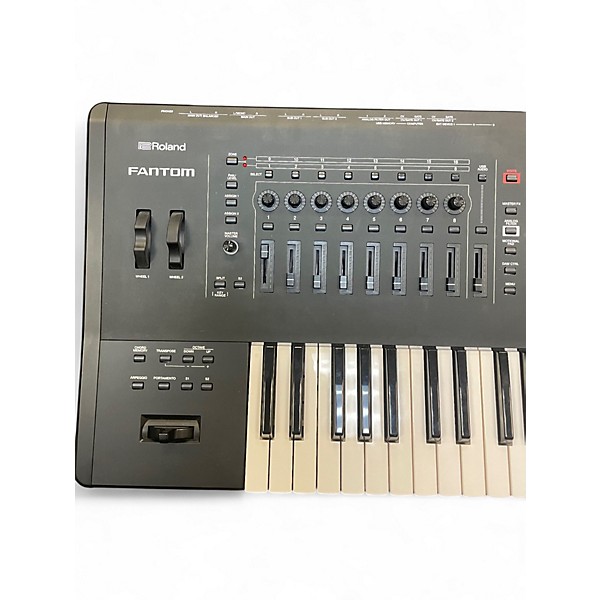 Used Roland Fantom 6 Keyboard Workstation