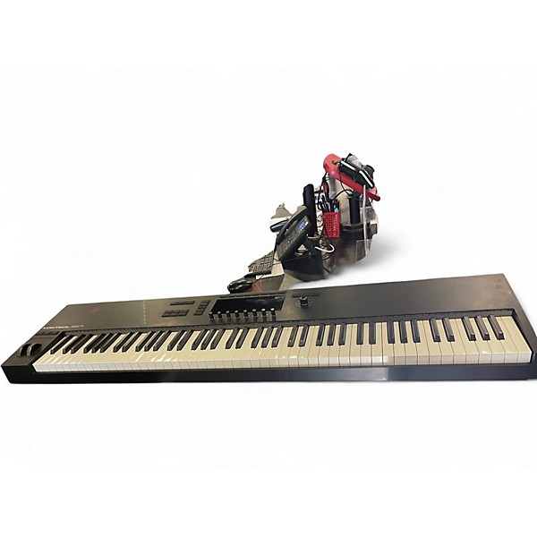 Used Native Instruments kontrol/s88/mk3 MIDI Controller