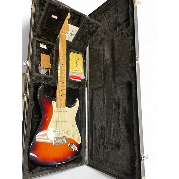 Used 2010s Fender 60th Anniversary Stratocaster 3 Tone Sunburst Solid Body Electric Guitar