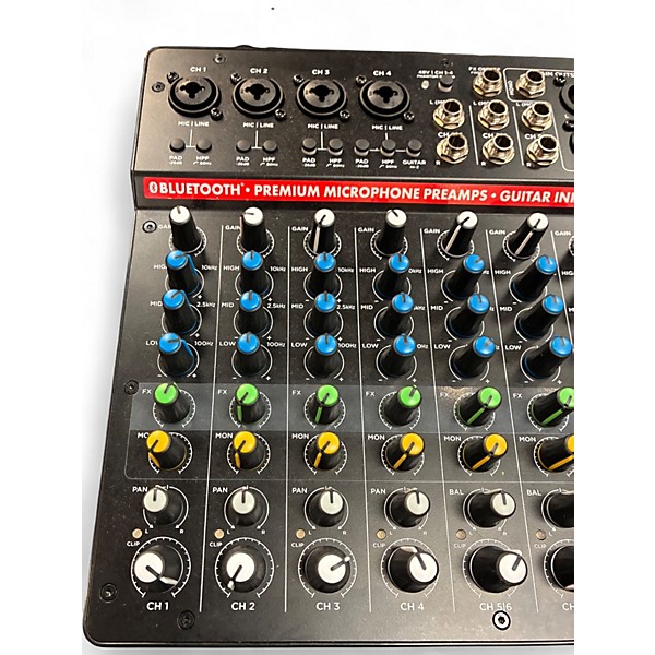 Used Harbinger LV12 Powered Mixer
