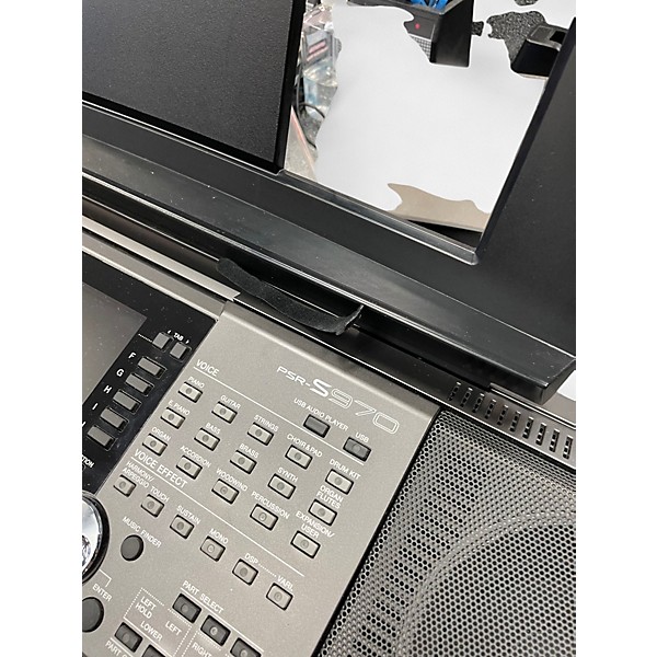 Used Yamaha PSRS970 61 Key Keyboard Workstation