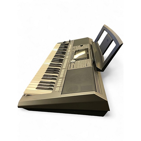 Used Yamaha PSRS970 61 Key Keyboard Workstation