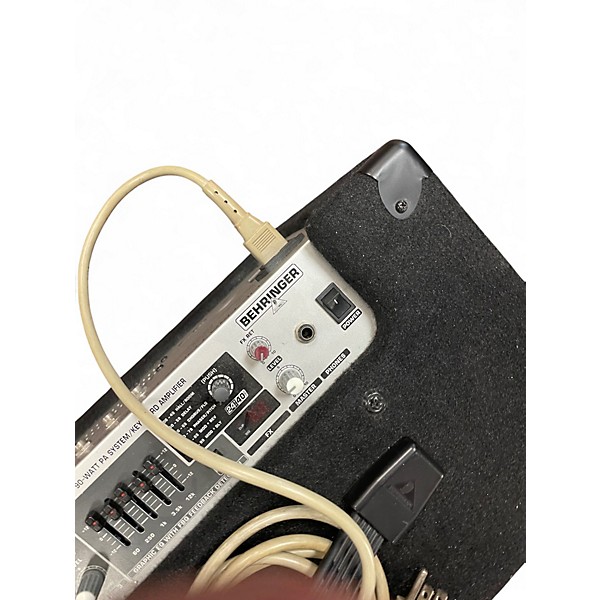 Used Behringer ULTRATONE K900FX Keyboard Amp