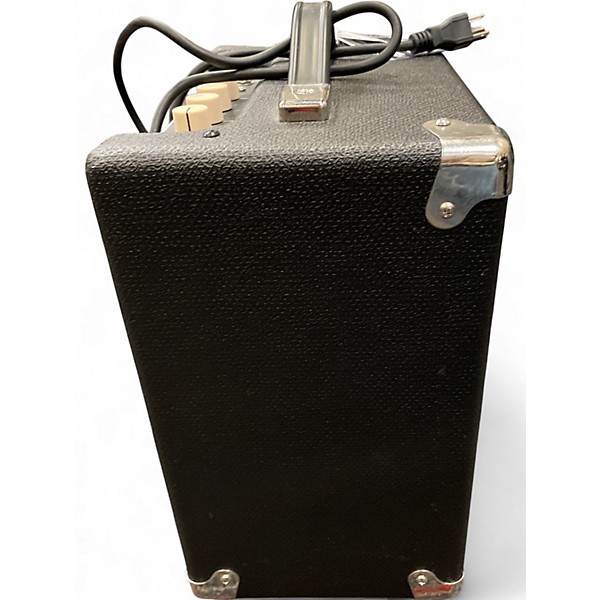 Used Fender Rumble 15 15W 1X8 Bass Combo Amp