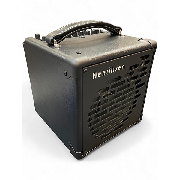 Used Henriksen The Bud 6 Guitar Combo Amp