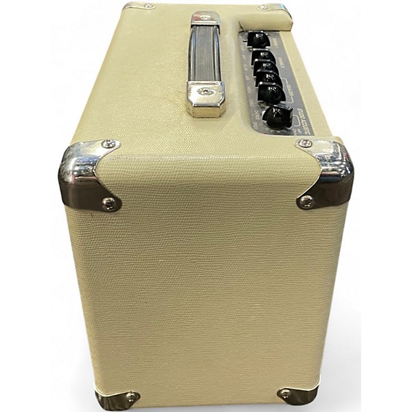 Used Epiphone studio acoustic 15c  Acoustic Guitar Combo Amp