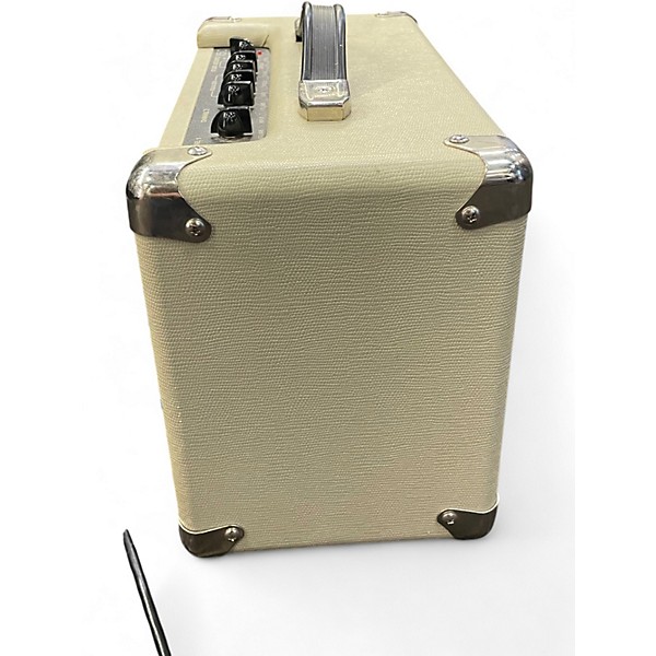 Used Epiphone studio acoustic 15c  Acoustic Guitar Combo Amp