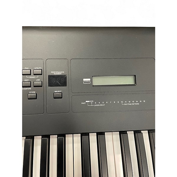 Used Yamaha MX88 Synthesizer