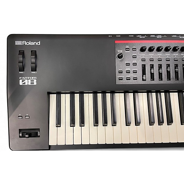 Used Roland Fantom 08 Keyboard Workstation