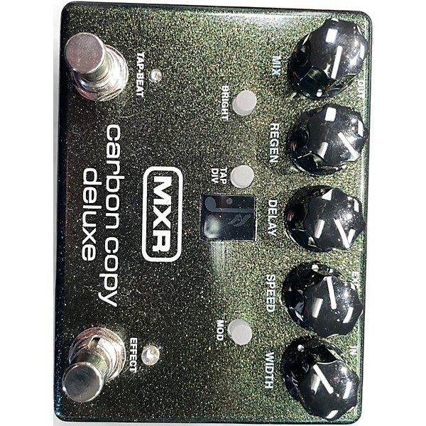 Used MXR Carbon Copy Deluxe Effect Pedal