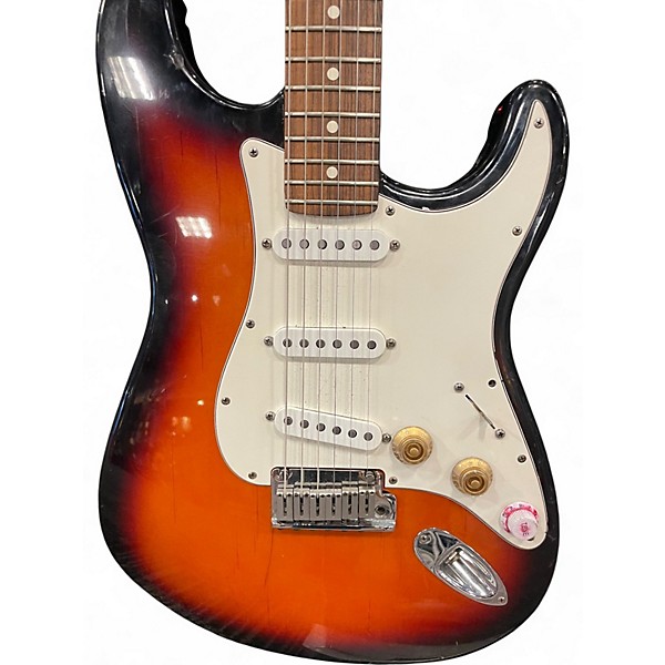 Used Fender STRATOCASTER 2 Tone Sunburst Solid Body Electric Guitar