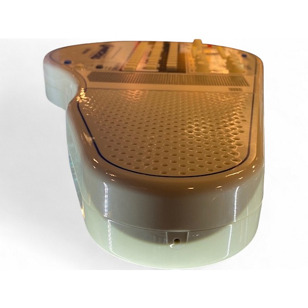 Used Suzuki OM-108 Omnichord Synthesizer