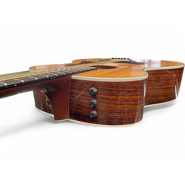 Used Taylor  214e DLX Natural Acoustic Electric Guitar