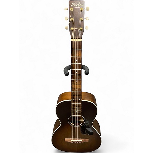 Used Art & Lutherie roadhouse parlor Bourbon burst Acoustic Electric Guitar