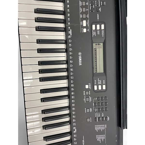 Used Yamaha PSREW300 76 Key Portable Keyboard