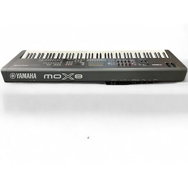 Used Yamaha MOX8 88 Key Keyboard Workstation
