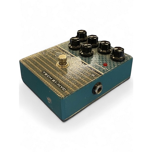 Used Tech 21 CSVTB.2 Sansamp Character Series VT Bass Bass Effect Pedal