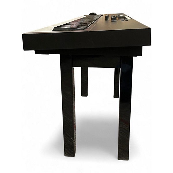 Used Native Instruments Komplete Kontrol S61 MK2 MIDI Controller