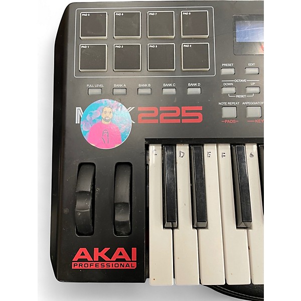 Used Akai Professional MPK225 25-Key MIDI Controller
