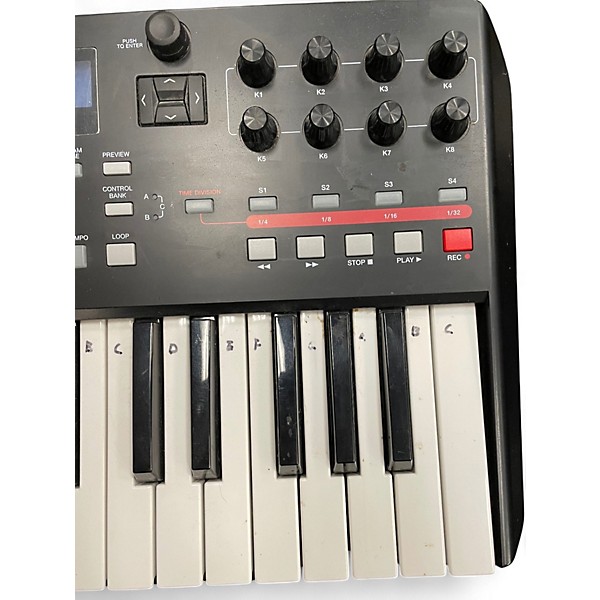 Used Akai Professional MPK225 25-Key MIDI Controller