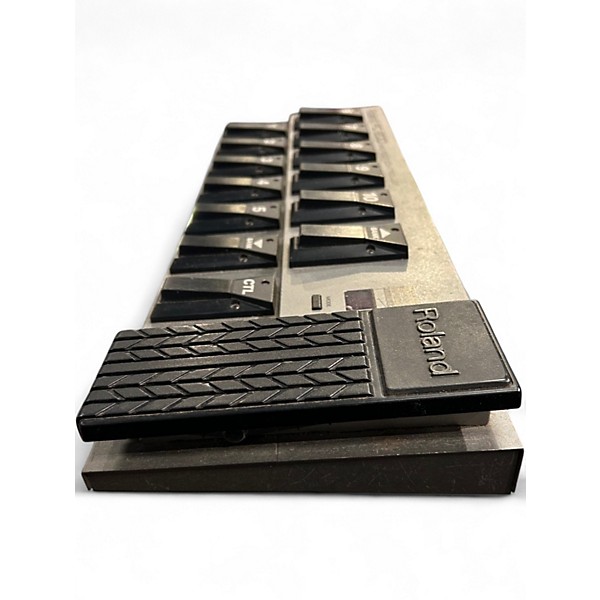 Used Roland FC-200 MIDI Foot Controller