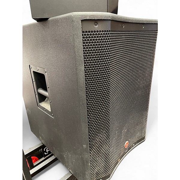 Used Harbinger VARI V2318S Powered Subwoofer